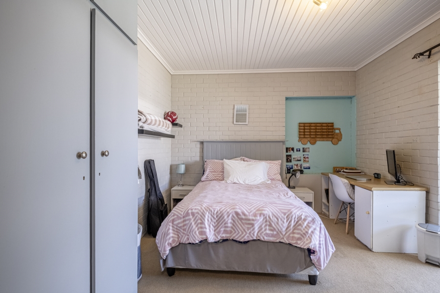 4 Bedroom Property for Sale in Summerstrand Eastern Cape